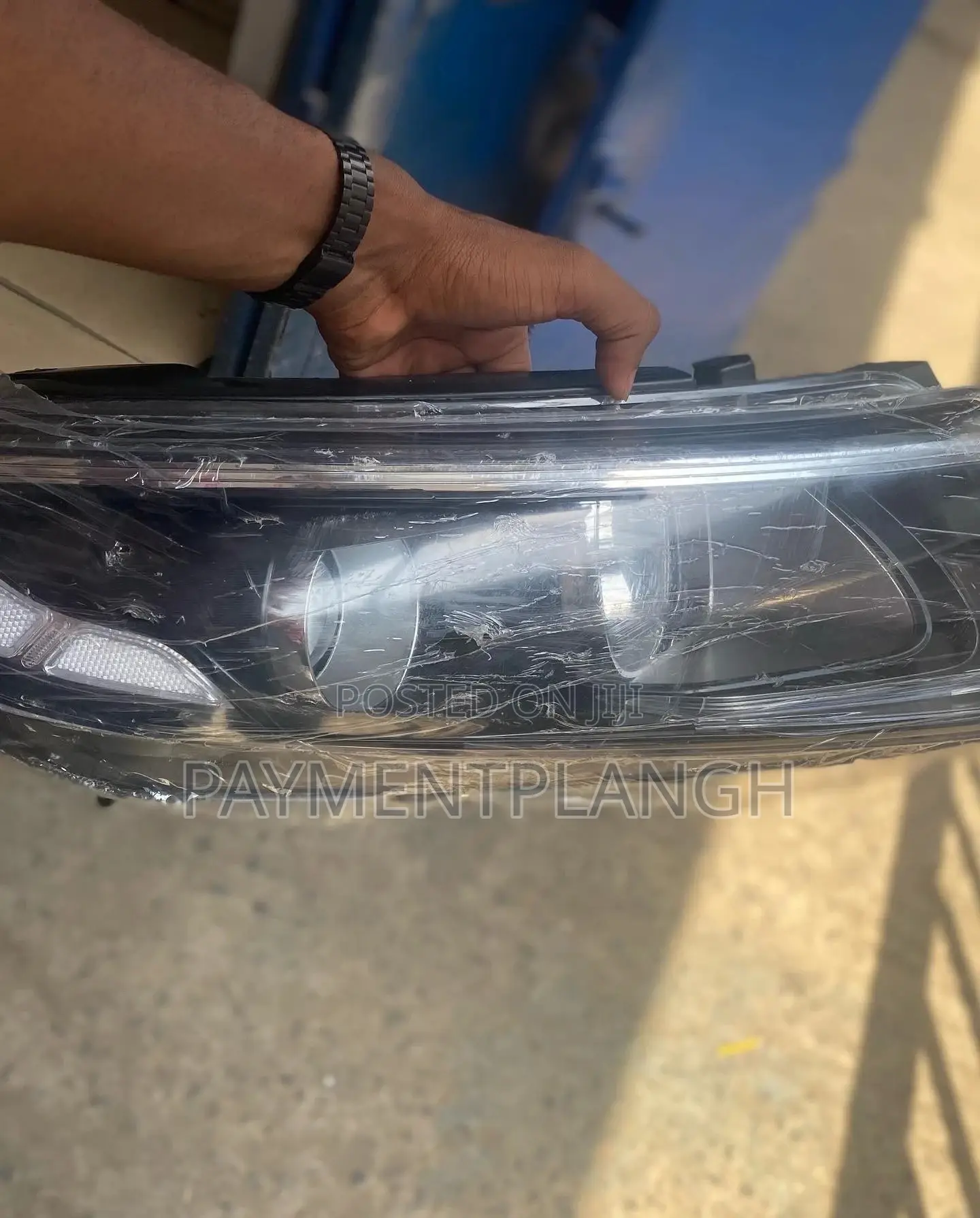 Original Headlights Available for All Kinds of Cars