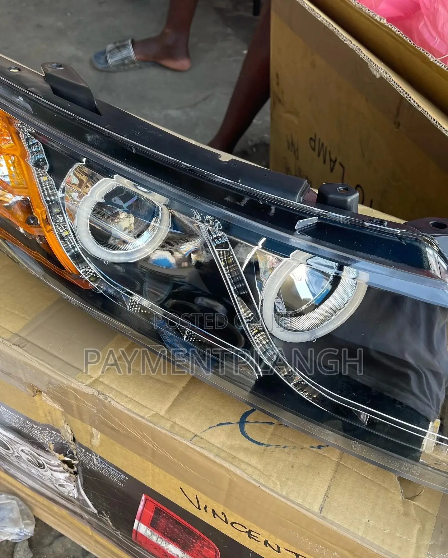 Original Headlights Available for All Kinds of Cars