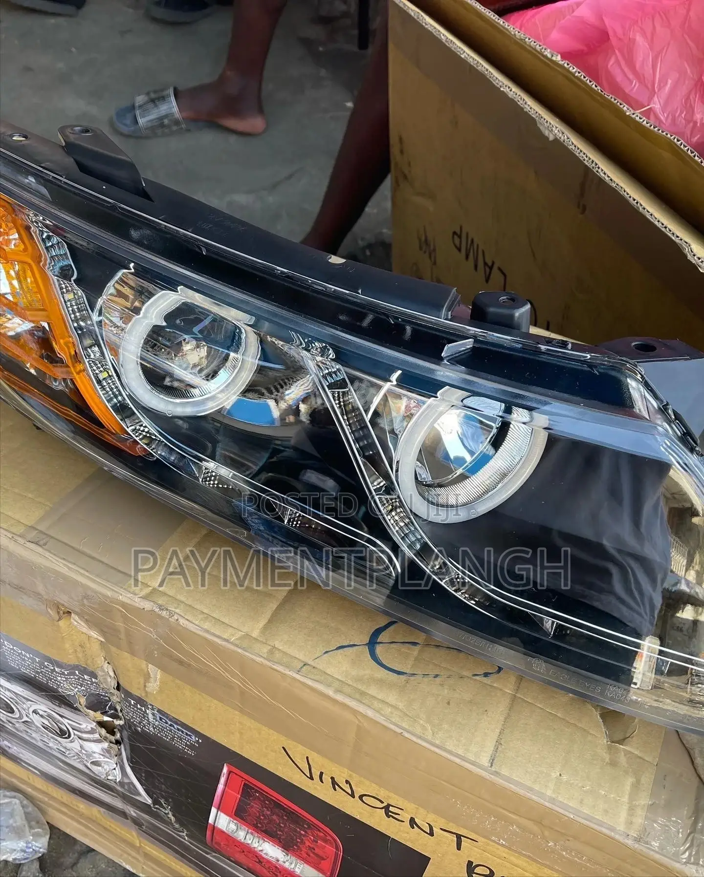 Original Headlights Available for All Kinds of Cars
