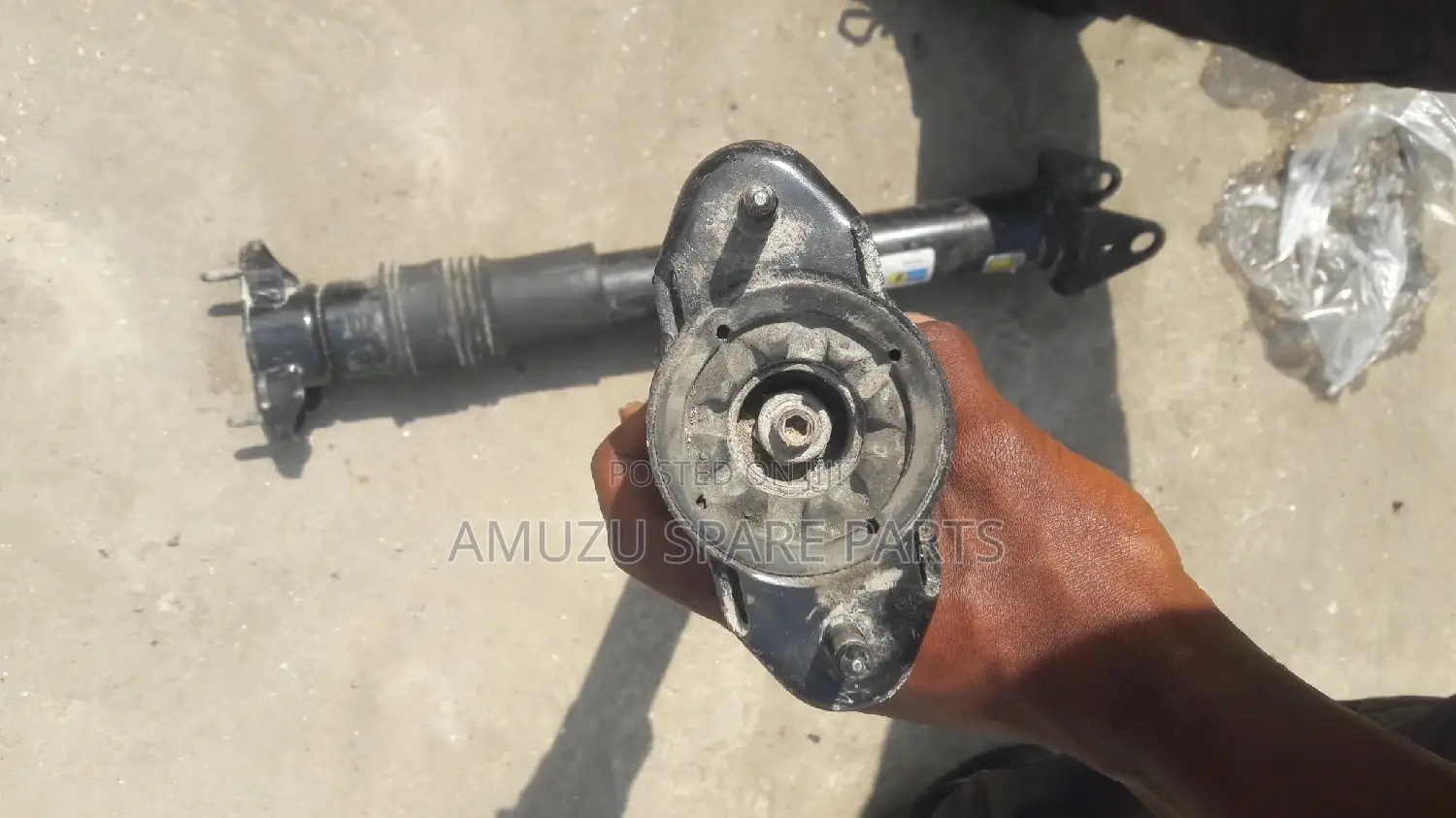 Mercedes Benz Ml W164 2006 Back Shocks