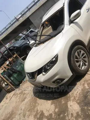 Nissan X-trail Windscreen