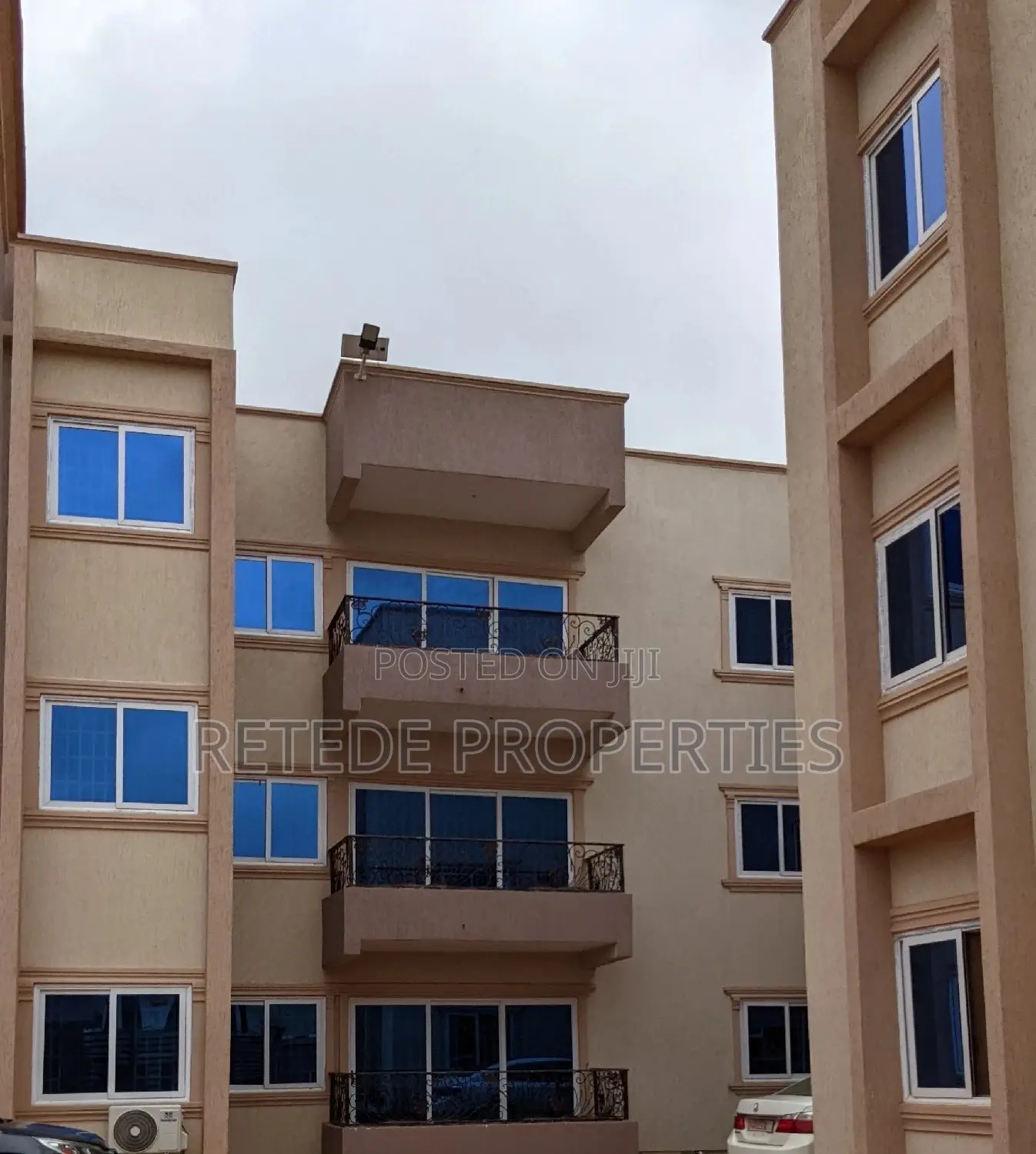Fully Furnished 2 Bedroom Apartment