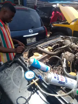 Specialist in Car and Room Ac Systems