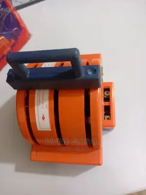 100A 3-Phase Knife Manual Changeover