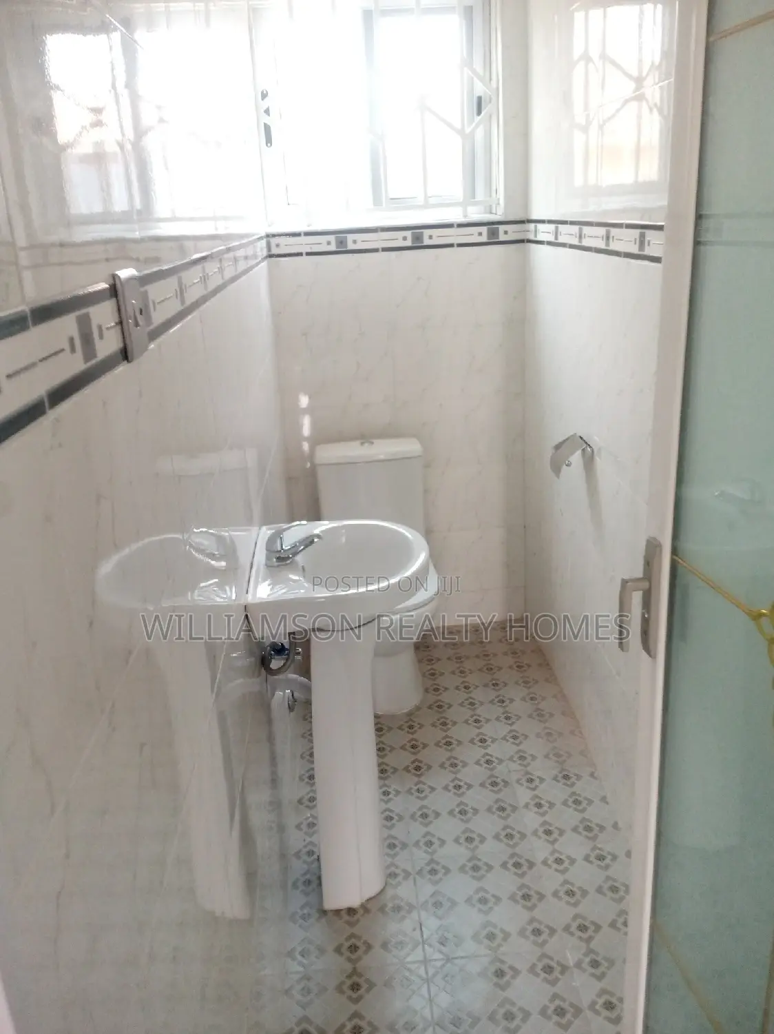 2bdrm Apartment in Community 18 Area, Spintex for rent