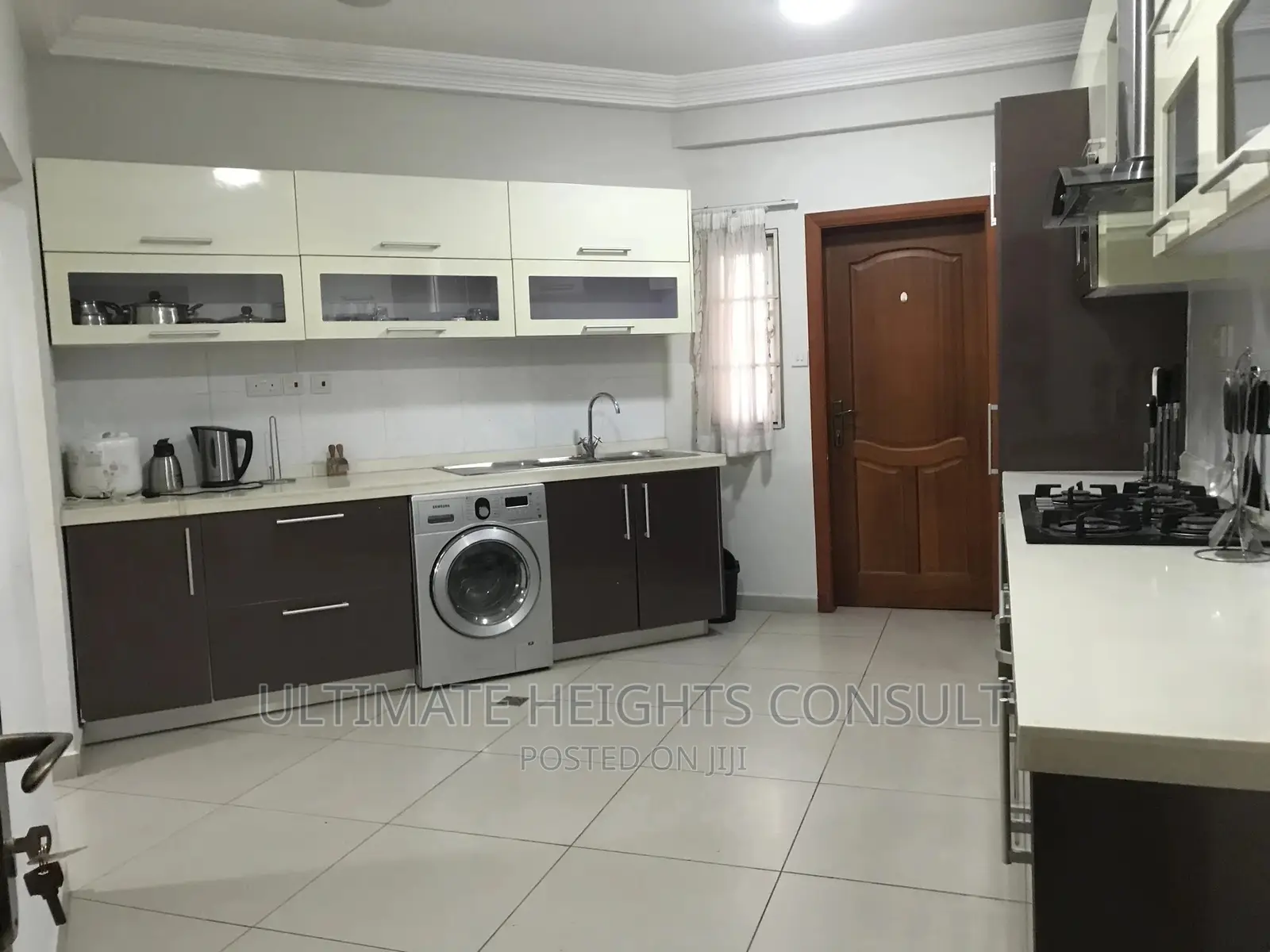 Furnished 3bdrm Apartment in North Ridge for Rent