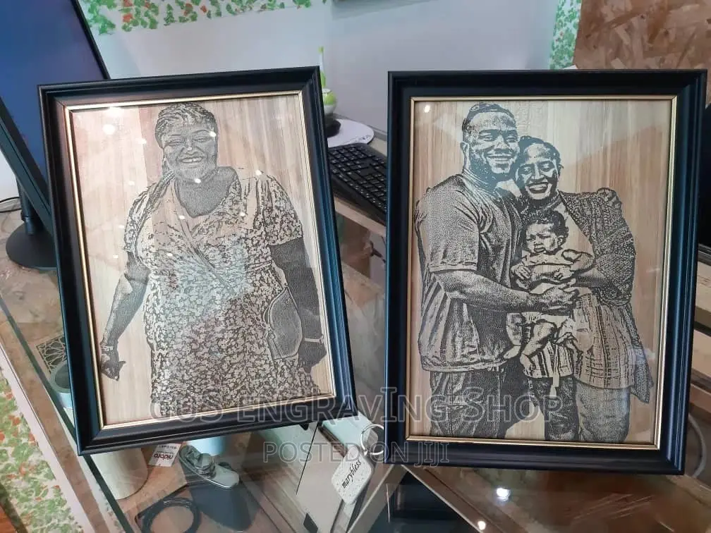 Customized Wooden Photo Frame