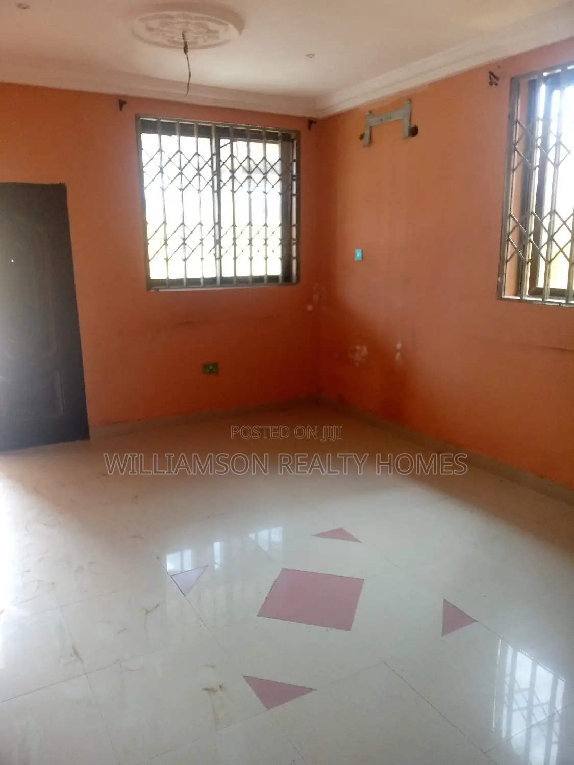 3bdrm Apartment in Hfc Estate Area, Spintex for rent