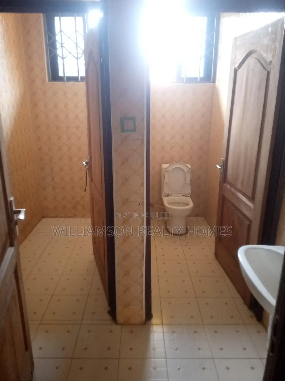 3bdrm Apartment in Hfc Estate Area, Spintex for rent