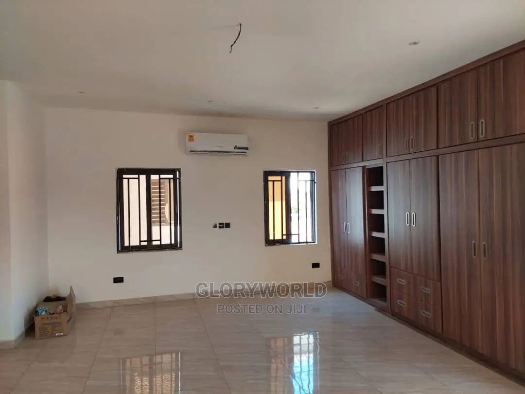 4bdrm House in Spintex for sale