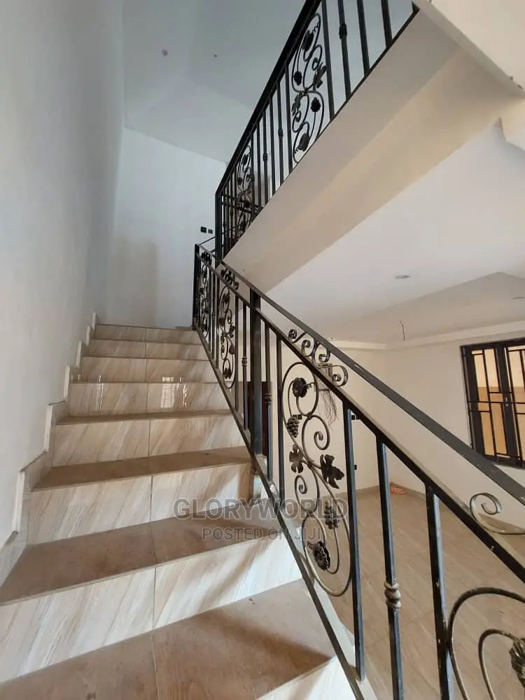 4bdrm House in Spintex for sale
