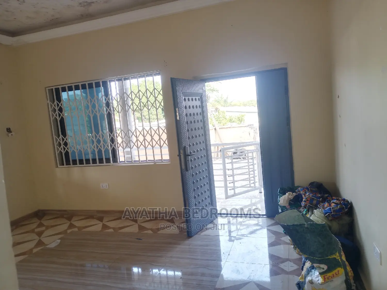 2bdrm Apartment in Ayathar Bedroom, New Town for Rent