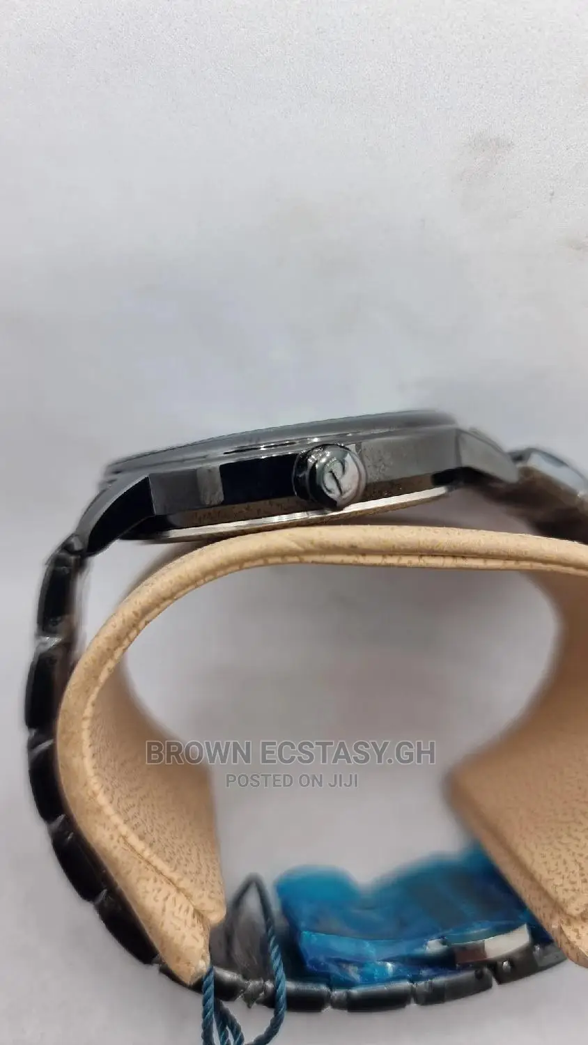 Promado All Black Watch