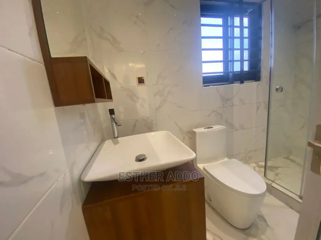 4bdrm House in East Legon for sale