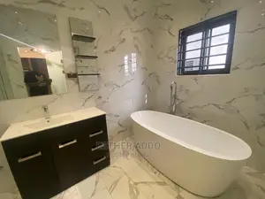 4bdrm House in East Legon for sale