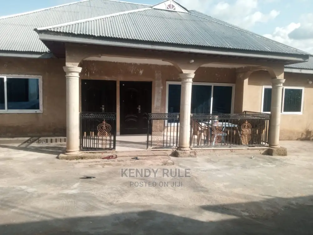 Furnished 4bdrm House in Sunyani Municipal for sale