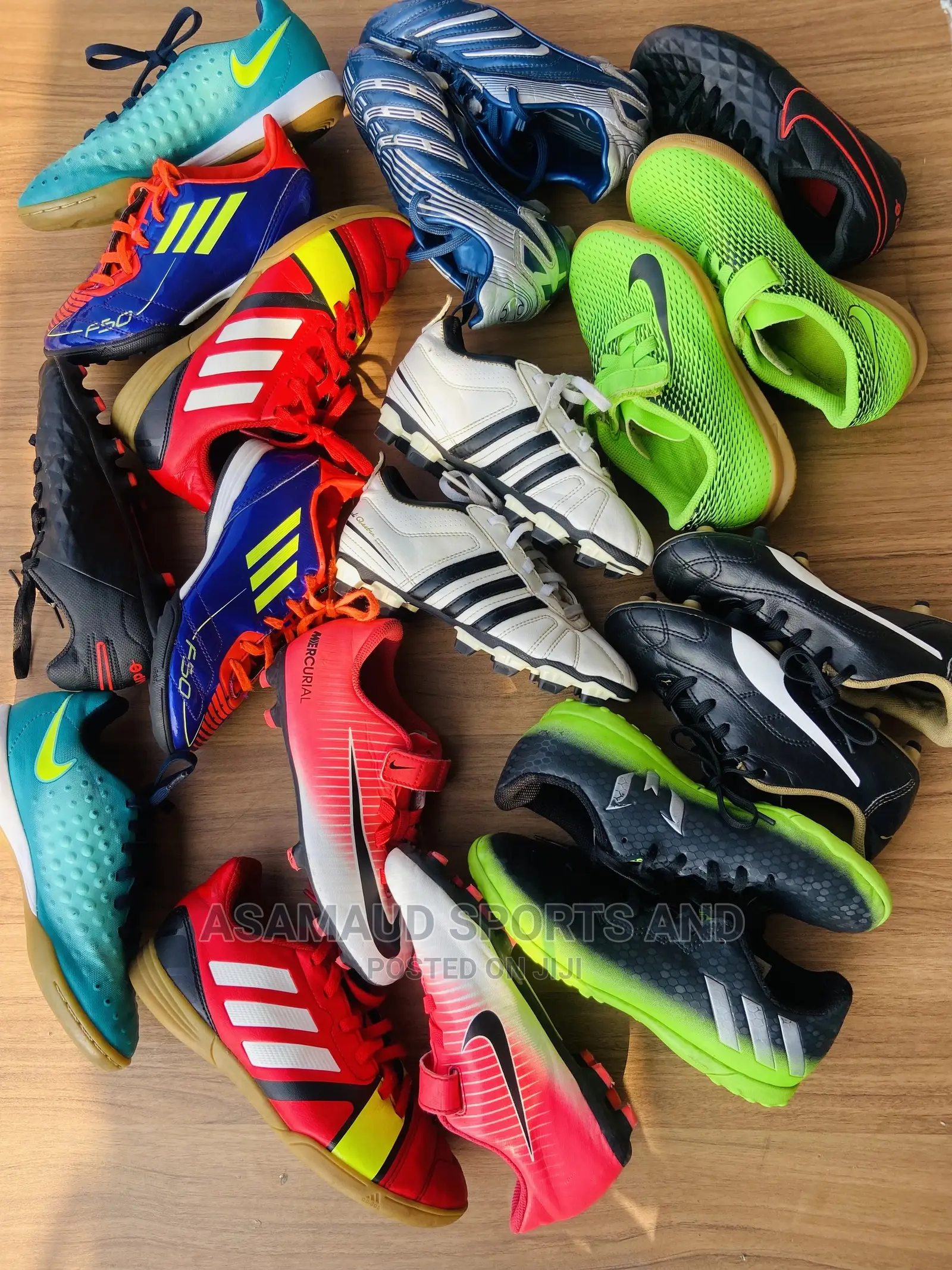 Original Kid’S Football Cleat at Cool Price