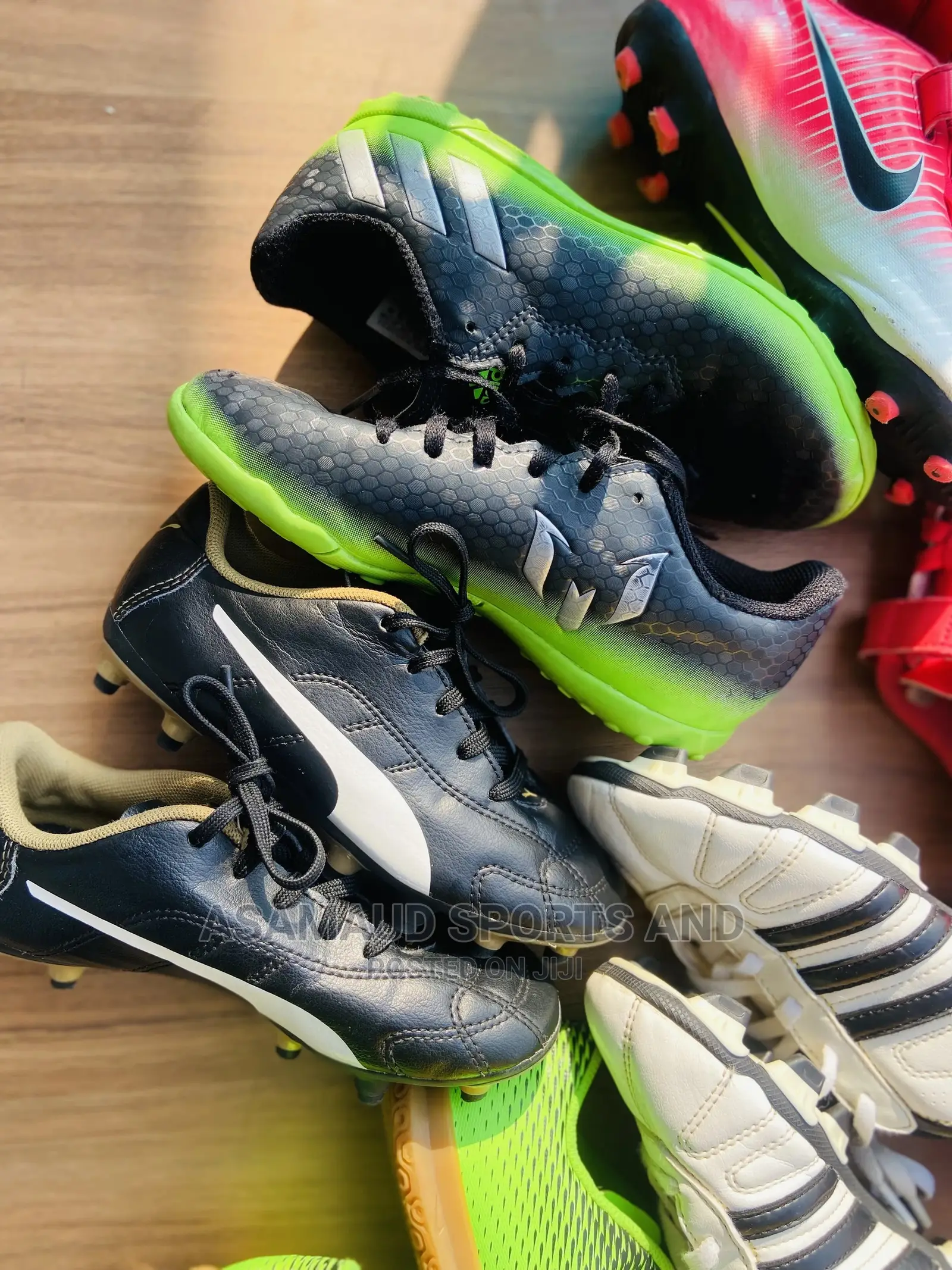 Original Kid’S Football Cleat at Cool Price