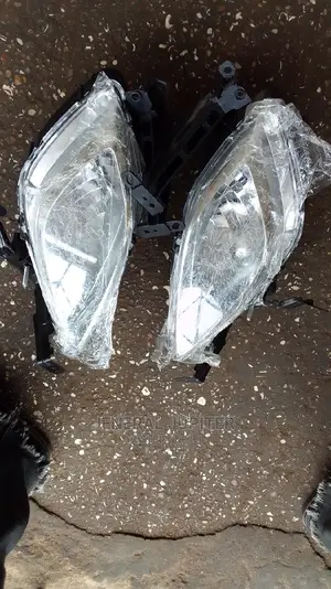 Hyundai Elantra 2012 Foglight Pair.