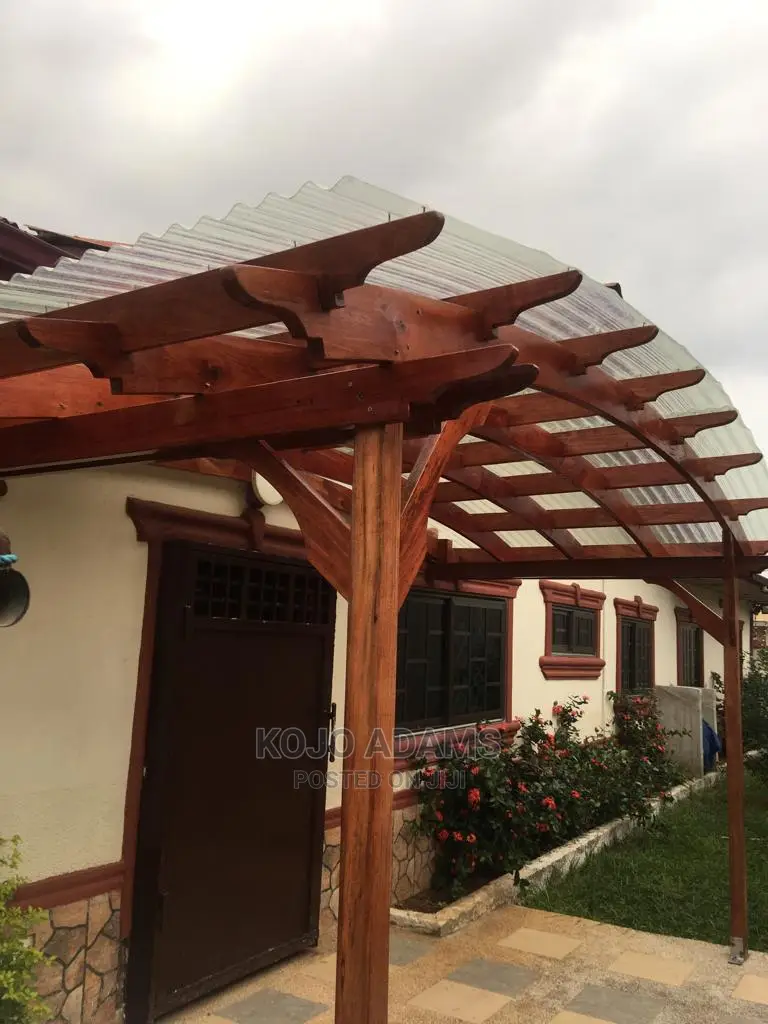 Classic Pergola Building