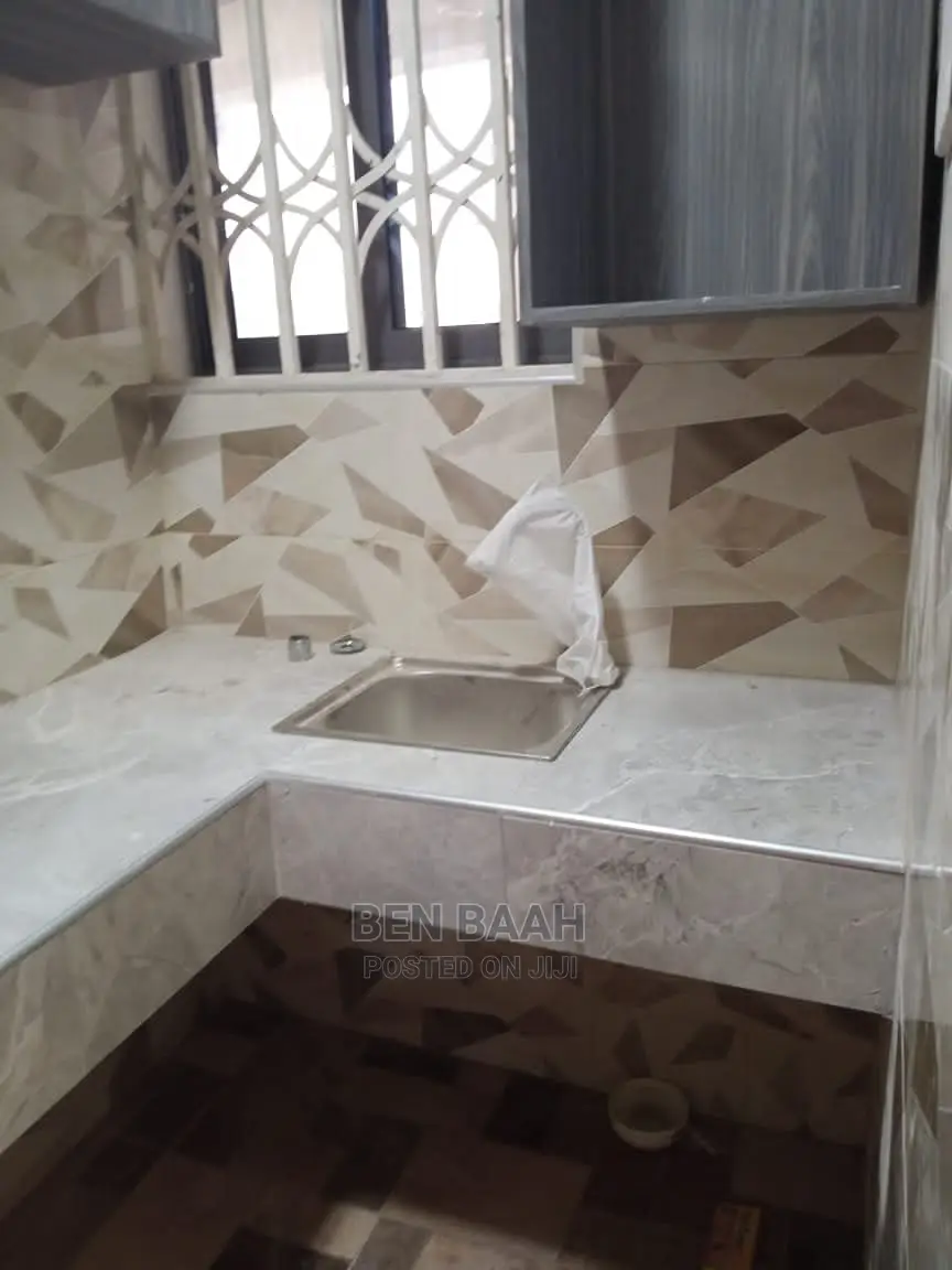 1bdrm Block of Flats in Ben Properties, Pillar 2 for rent