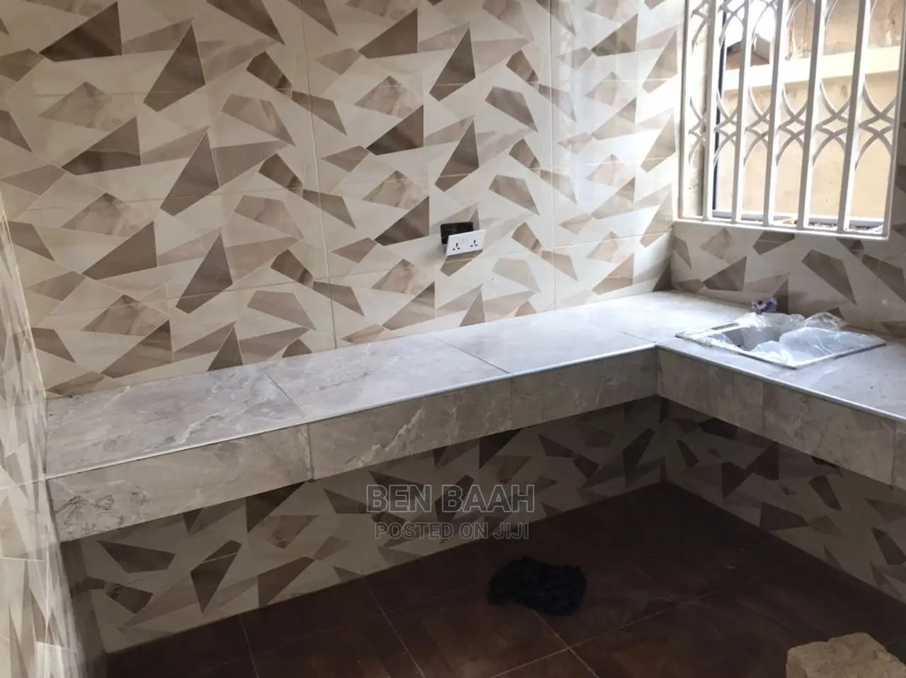 1bdrm Block of Flats in Ben Properties, Pillar 2 for rent