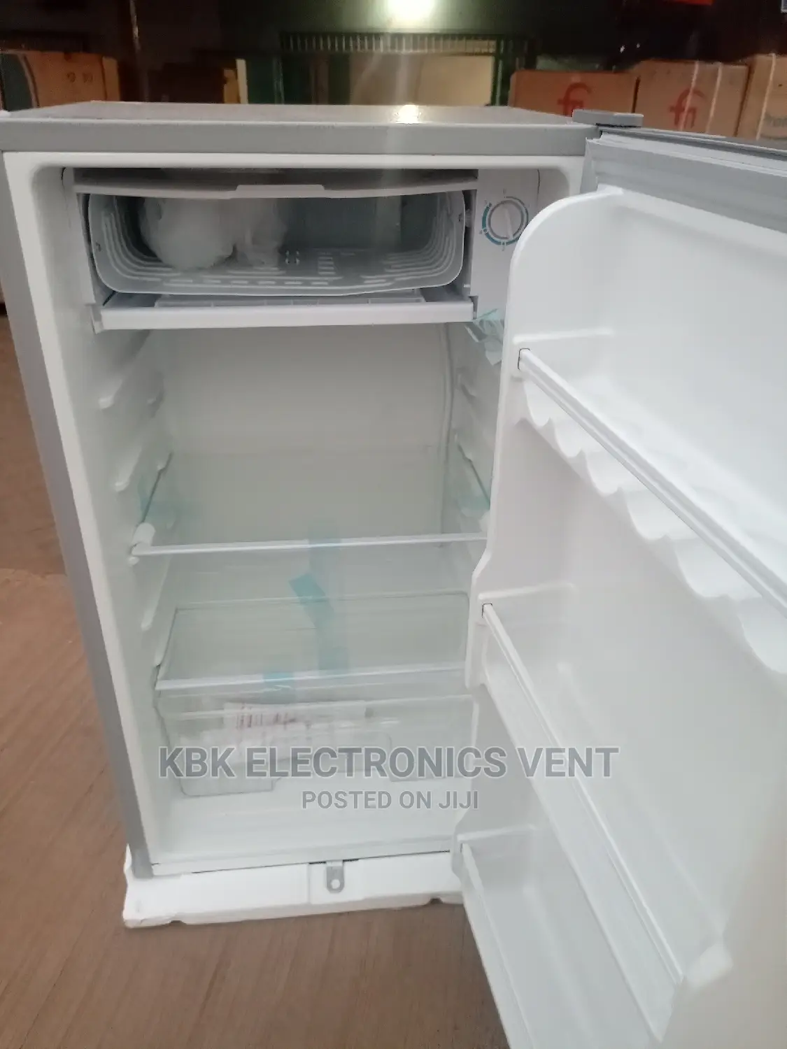 ICESTREAM 91ltr Table Top Single Door Refrigerator