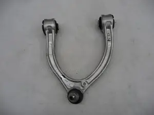 Benz W205 C300/400 4matic 2015-2019 UPPER ARM Pair in Stock