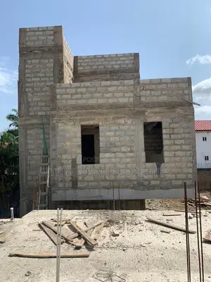 4bdrm House in 4 Bedroom Town House for Sale