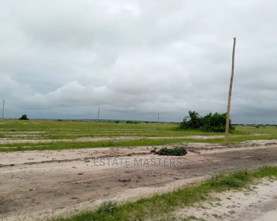 Ultimate Sales on Litigation Free Lands