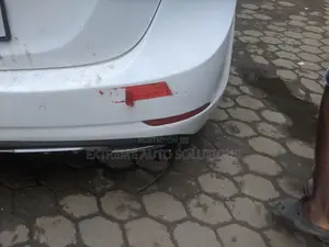 Elantra 2014 Back Bumper Reflector