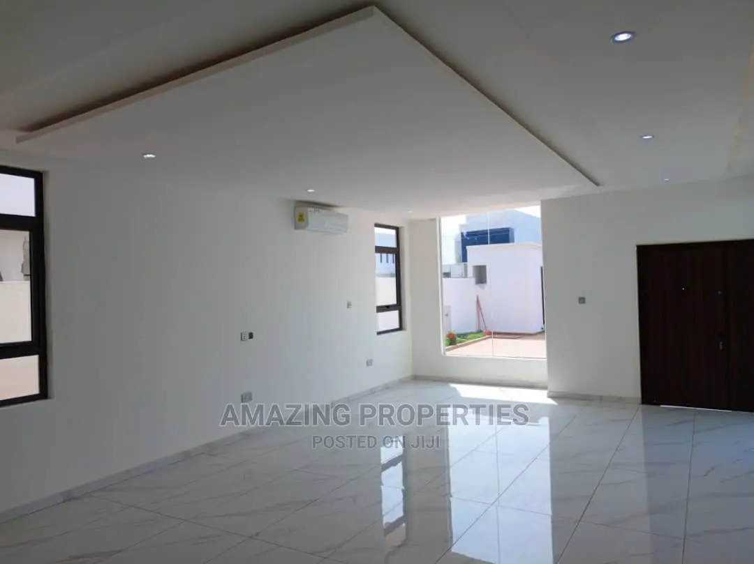 4bdrm House in East Legon for Sale