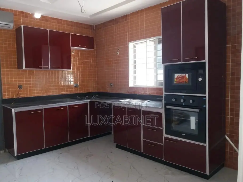 High Quality Kitchen Cabinets