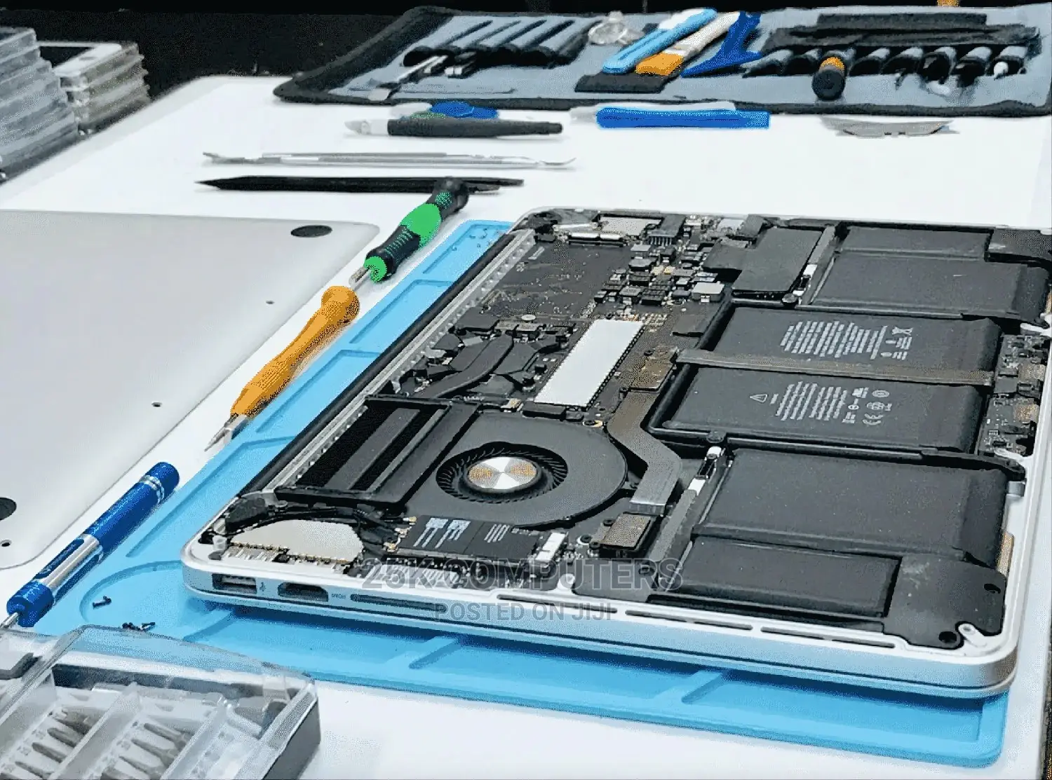 Apple Macbook Repair Specialist