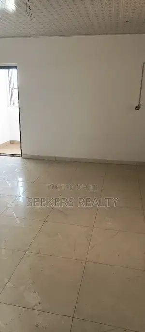 3bdrm Apartment in Seekers Realty, Osu for rent