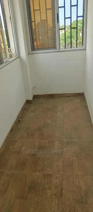 3bdrm Apartment in Seekers Realty, Osu for rent