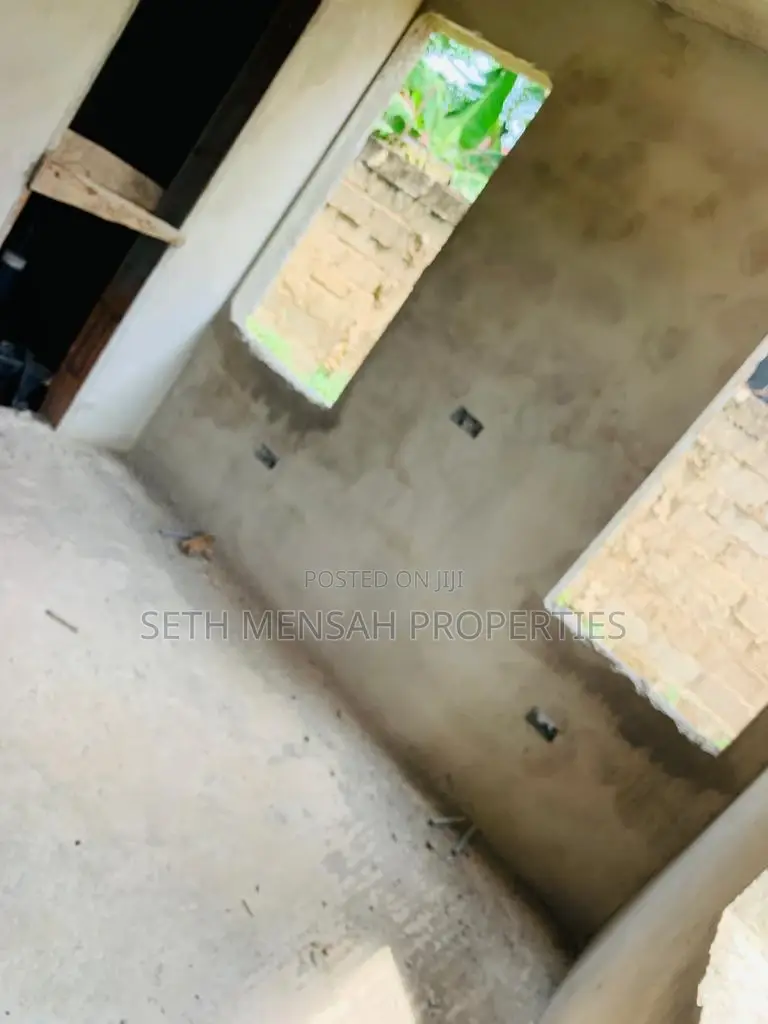 4bdrm House in 4 Bedroom Town House for Sale