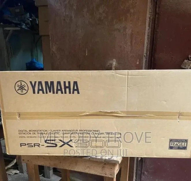 Yamaha PSR-Sx900 Digital Workstation/Arranger Keyboard