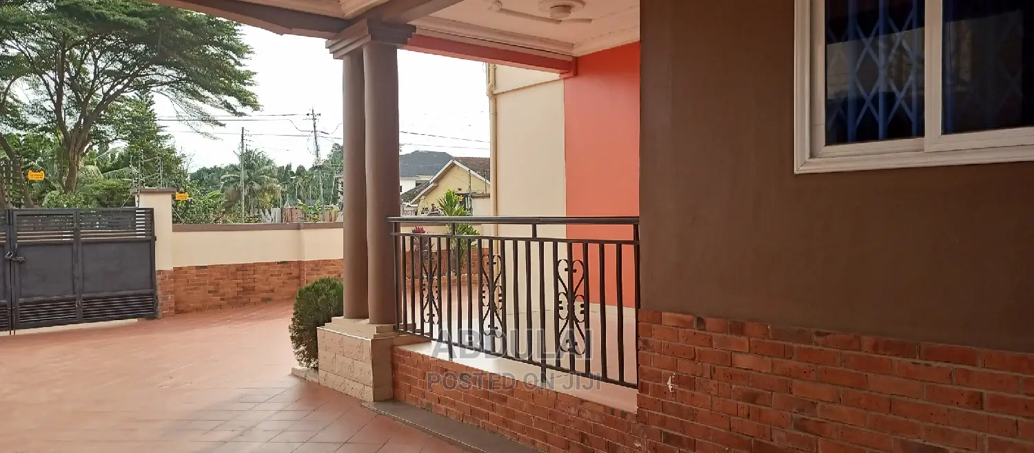 4bdrm Apartment in Paraku Estete, Pillar 2 for rent