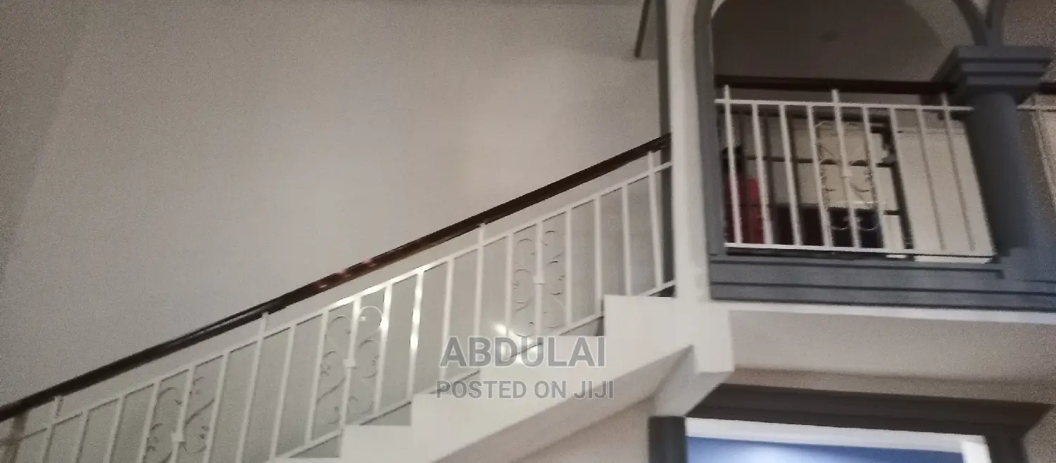 4bdrm Apartment in Paraku Estete, Pillar 2 for rent