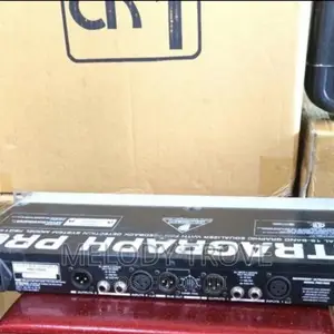 Behringer Fbq3102hd 31-Band Stereo Graphic