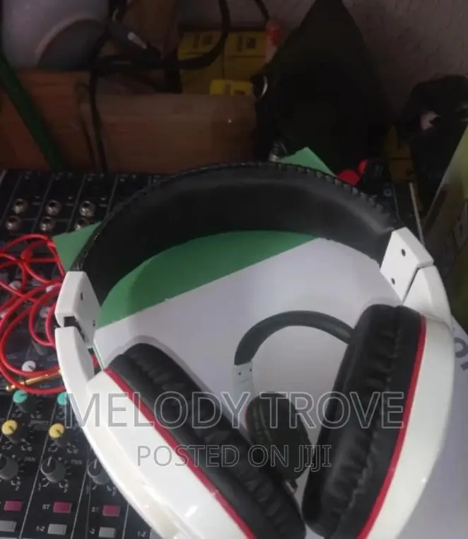 Behringer Hpx-7000 Monitor Headphones