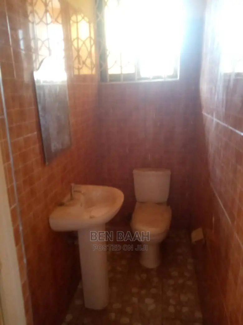 2bdrm Apartment in Ben Properties, Haatso for rent