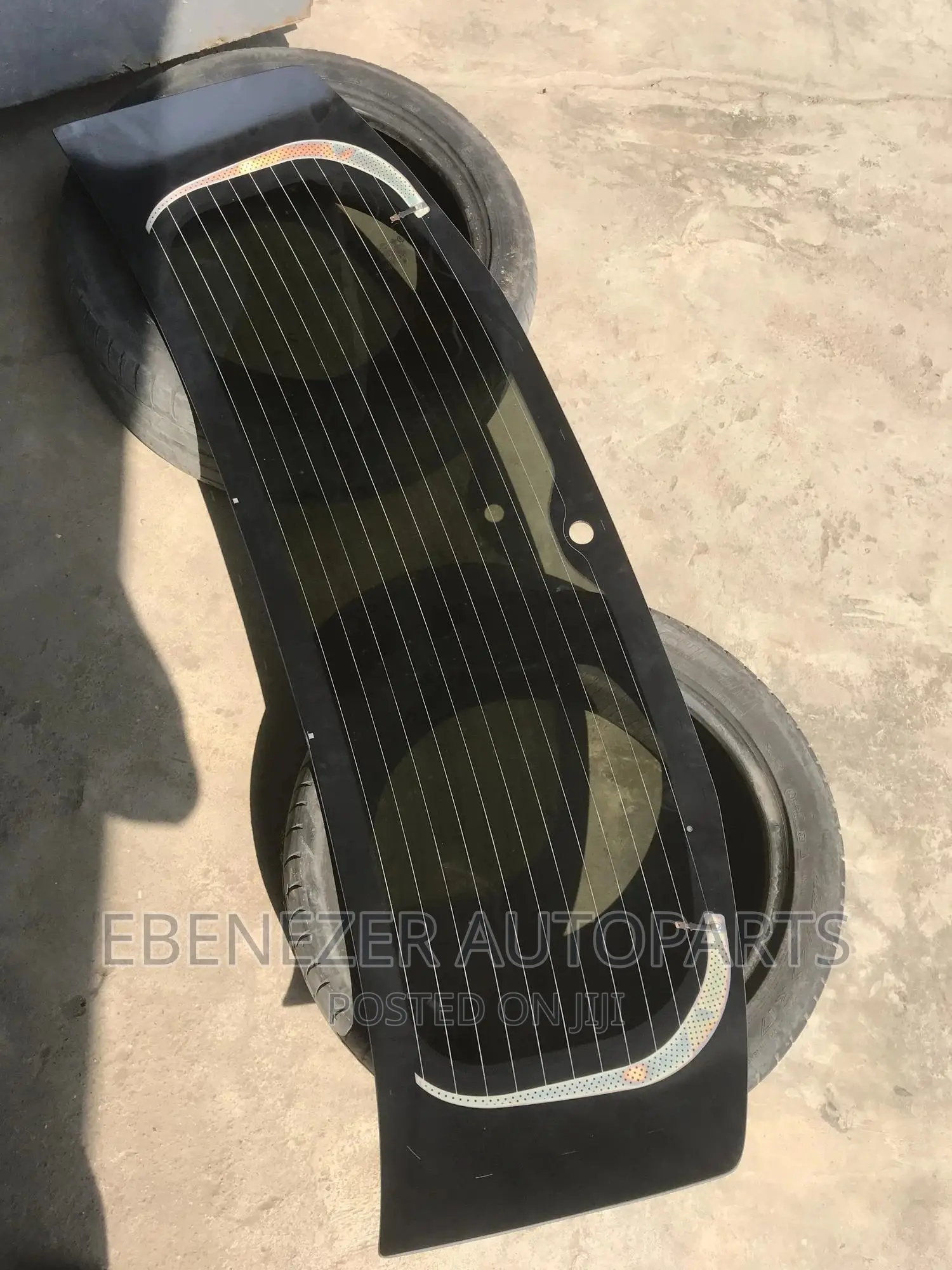 Hyundai Creta Back Glass