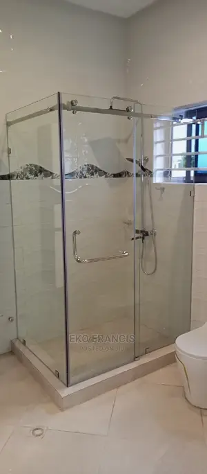Shower Screen