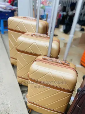 Set of Travelling Bags at Cool Price