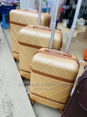 Set of Travelling Bags at Cool Price
