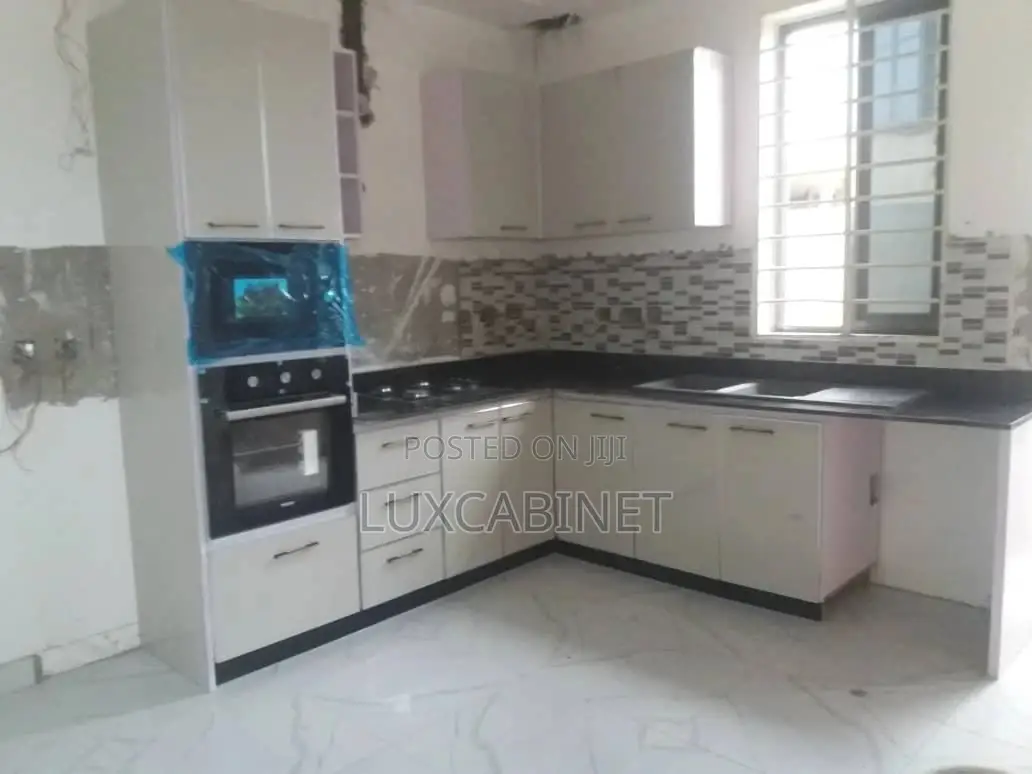 High Quality Kitchen Cabinets