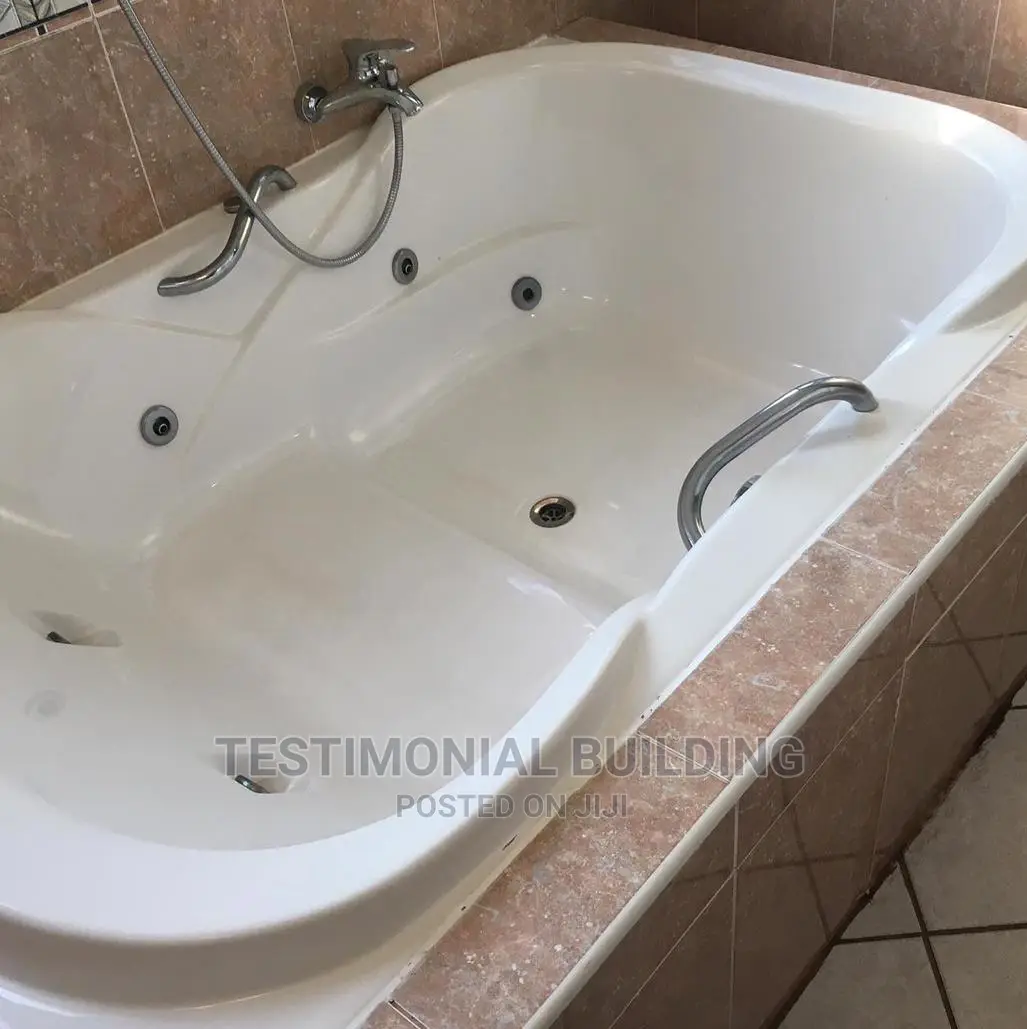 Furnished 6bdrm House in Testimonial Building, East Legon for Rent