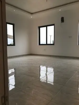4bdrm House in 4 Bedroom House For, East Legon for Sale